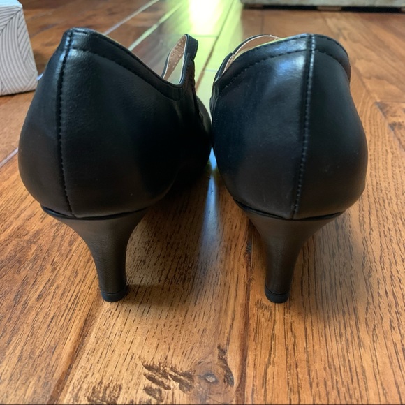 Chase + Chloe | Black Kimmy Mary Jane Pumps | Sz 10 - Picture 7 of 16